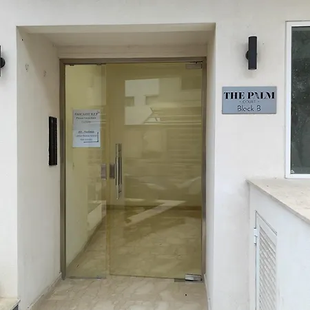 B8 Seaside Luxury With Terrace- New דירה *