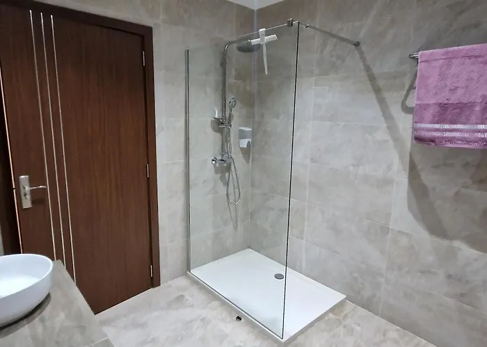 B8 Seaside Luxury With Terrace- New Apartment