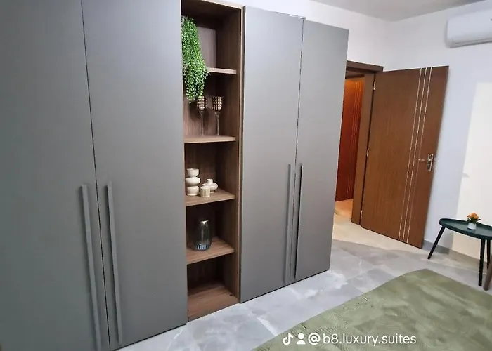 B8 Seaside Luxury With Terrace- New Apartment