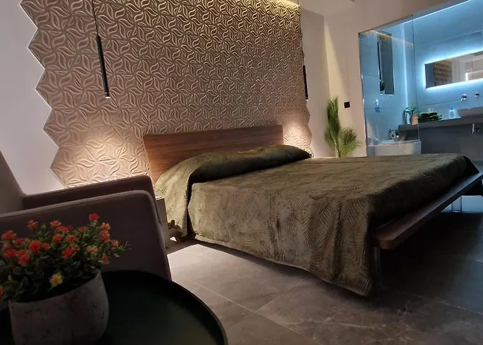 B8 Seaside Luxury With Terrace- New Apartment St. Paul's Bay