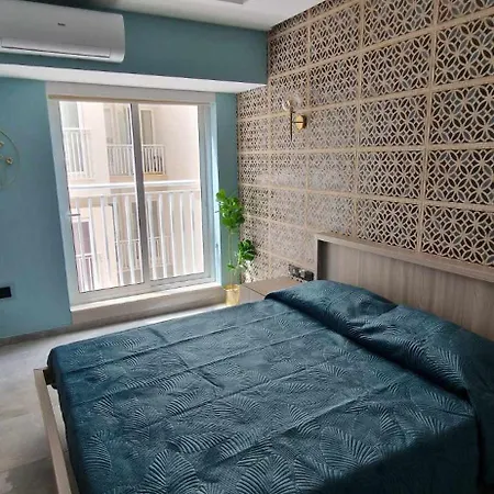 B8 Seaside Luxury With Terrace- New Apartamento *