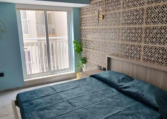 B8 Seaside Luxury With Terrace- New Lägenhet *