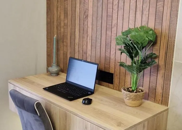 Lägenhet B8 Seaside Luxury With Terrace- New St. Paul's Bay